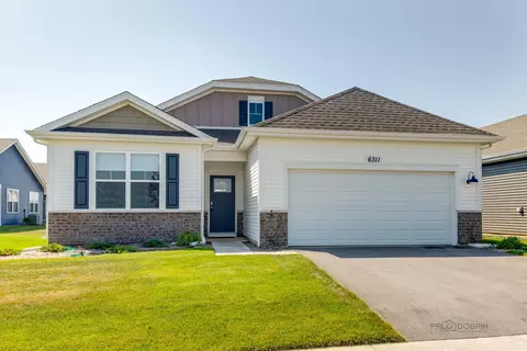 6311 Aspen Ln, Wonder Lake, IL 60097