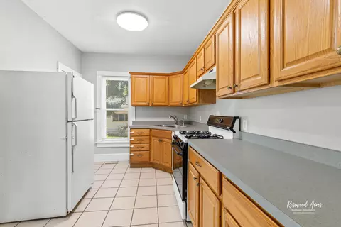 135 S Alma Ave, Kankakee, IL 60901 photo 10
