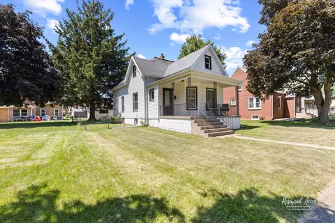 135 S Alma Ave, Kankakee, IL 60901 photo 3