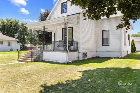 135 S Alma Ave, Kankakee, IL 60901 photo 4