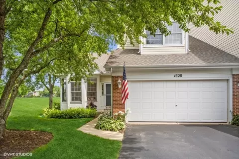 1628 Waverly Cir, Saint Charles, IL 60174
