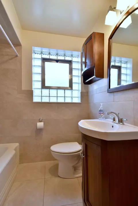 6509 W Devon Ave, Chicago, IL 60631 photo 15