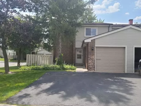 815 Greenbriar Ln, University Park, IL 60484