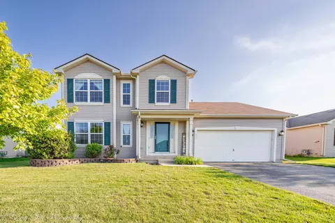 937 Pond Brook Ave, Malta, IL 60150