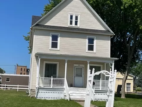 402 N 3rd St, Rochelle, IL 61068