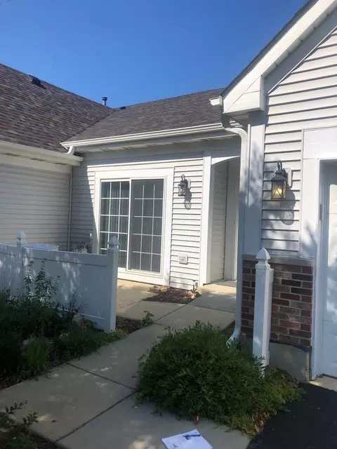 21002 W Braxton Ln, Plainfield, IL 60544 photo 2
