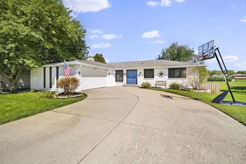 1209 Shagbark Rd, New Lenox, IL 60451