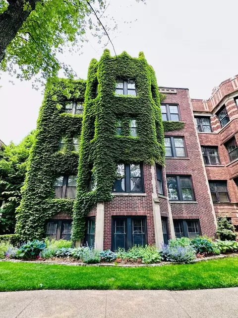 5350 N Glenwood Ave #3W, Chicago, IL 60640