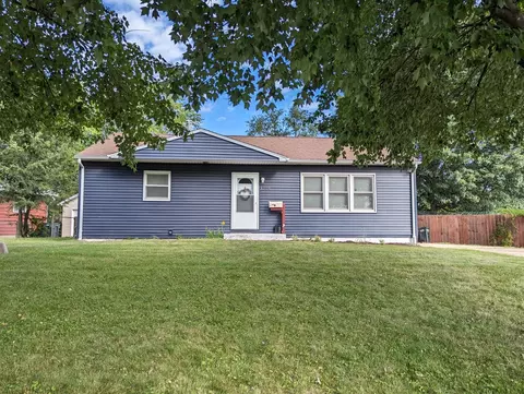1208 Cole Pl, Urbana, IL 61801