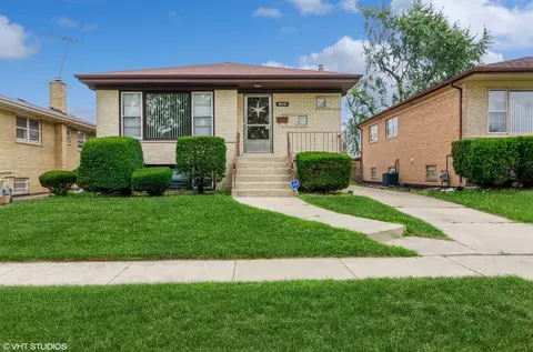 531 Bensley Ave, Calumet City, IL 60409