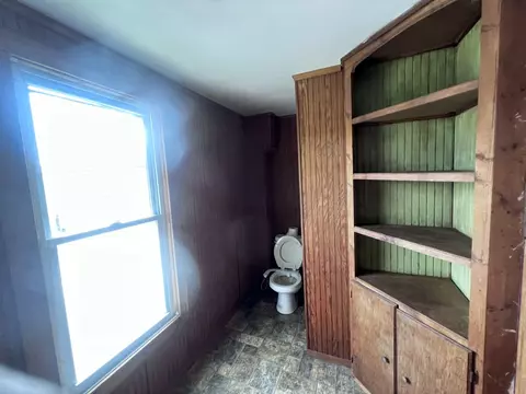 419 W Cherry St, Compton, IL 61318 photo 9