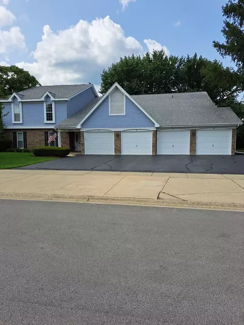207 N Creekside Trl #D, Mchenry, IL 60050