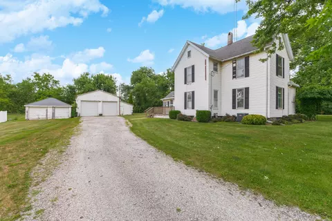 406 W Main St, Downs, IL 61736 photo 3