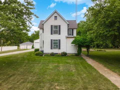 406 W Main St, Downs, IL 61736 photo 9