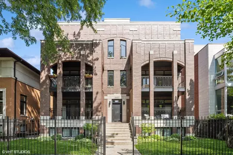 2657 N Bosworth Ave #3N, Chicago, IL 60614