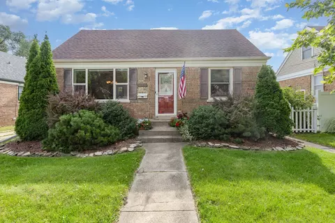 17939 Commercial Ave, Lansing, IL 60438