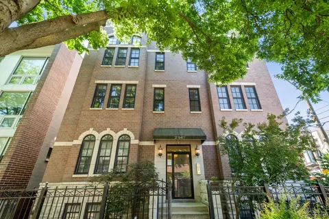 2147 W Rice St #2E, Chicago, IL 60622
