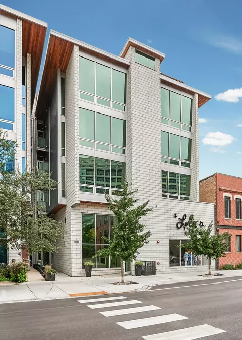 919 N Larrabee St #4S, Chicago, IL 60610