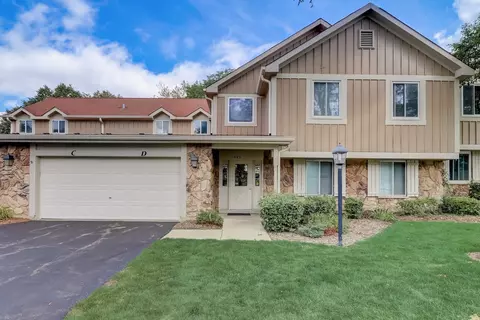 445 Sandpiper Ct #A, Aurora, IL 60504