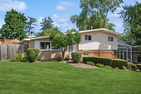 18956 W Orchard Ln, Grayslake, IL 60030