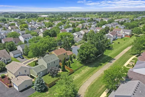 1658 Wild Rose Ln, Aurora, IL 60504 photo 32