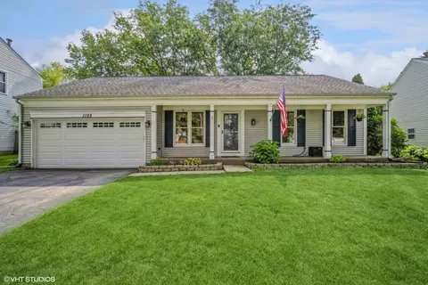 1125 Meghan Ave, Algonquin, IL 60102