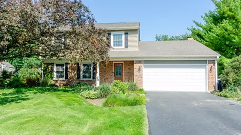 6 S250 Cape Rd, Naperville, IL 60540