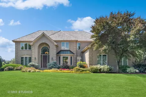 14601 N Somerset Cir, Libertyville, IL 60048