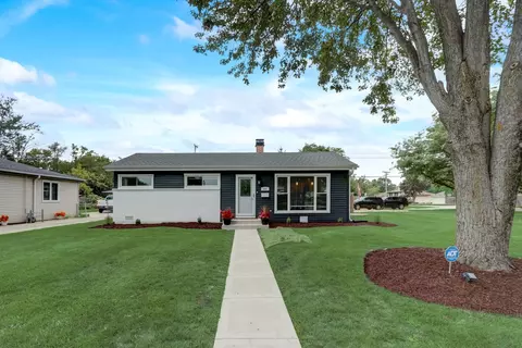 542 N Lincoln Ave, Villa Park, IL 60181