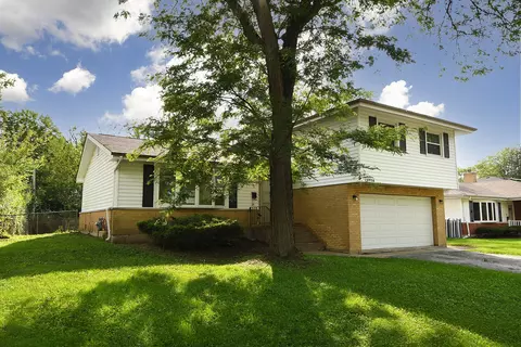 18938 Jonathan Ln, Homewood, IL 60430