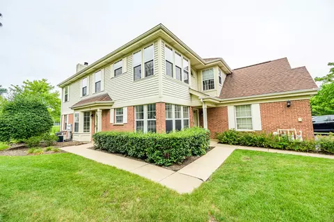 167 E Fabish Dr #167, Buffalo Grove, IL 60089