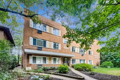 820 Seward St #2F, Evanston, IL 60202