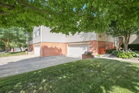 27 Fields E #27, Champaign, IL 61822 photo 2