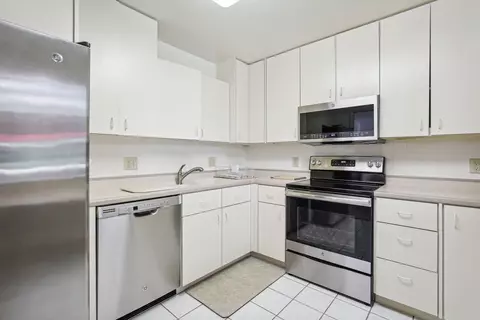 27 Fields E #27, Champaign, IL 61822 photo 14