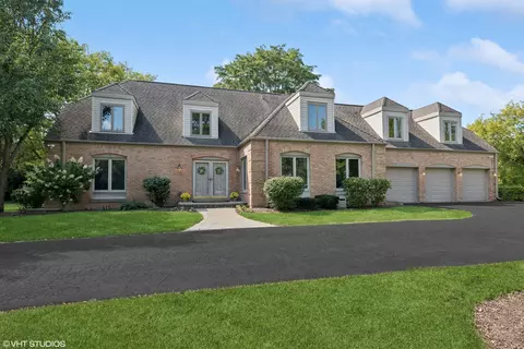 140 Old Barrington Rd, North Barrington, IL 60010