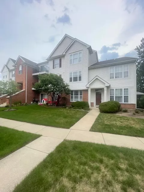 690 Mill Cir #107, Wheeling, IL 60090
