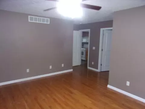 1602 Belclare Rd, Normal, IL 61761 photo 8