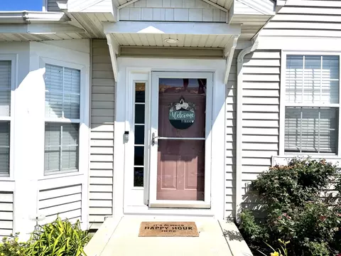 16146 Ontario St, Crest Hill, IL 60403