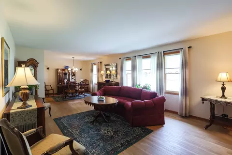 855 Cumberland St, Hoffman Estates, IL 60169 photo 6