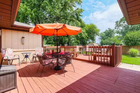 855 Cumberland St, Hoffman Estates, IL 60169 photo 24