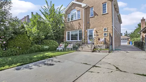 7128 W Devon Ave, Chicago, IL 60631 photo 1