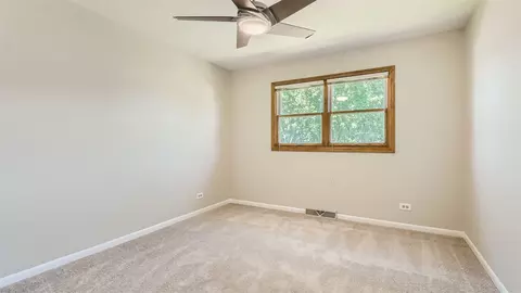 4045 Mason Dr, Hoffman Estates, IL 60192 photo 30