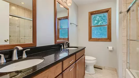 4045 Mason Dr, Hoffman Estates, IL 60192 photo 31