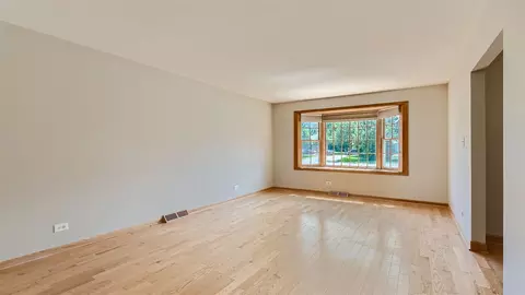 4045 Mason Dr, Hoffman Estates, IL 60192 photo 18