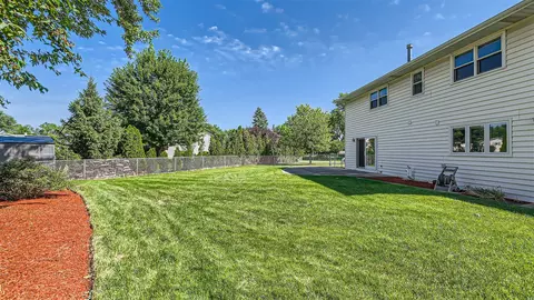 4045 Mason Dr, Hoffman Estates, IL 60192 photo 36
