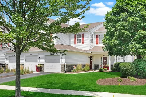 2435 Oneida Ln #2435, Naperville, IL 60563