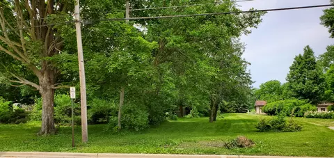 205 N Grove St, Normal, IL 61761 photo 3