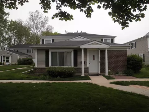 1134 Cove Dr #215A, Prospect Heights, IL 60070