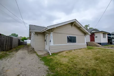 803 1st Ave, Joliet, IL 60433