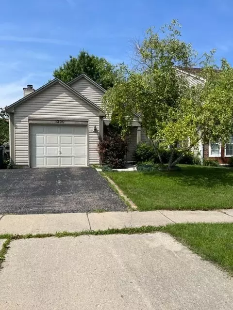1200 Keswick Ln, Mundelein, IL 60060